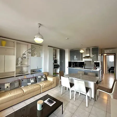Apartment Vue Sur Mer, 6 Voyageurs, Clim