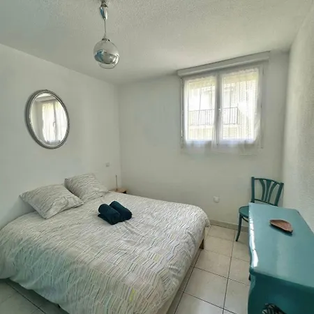 Chez Lise Et Brice - En Roussillon- Vue Sur Mer, 6 Voyageurs, Clim Apartment